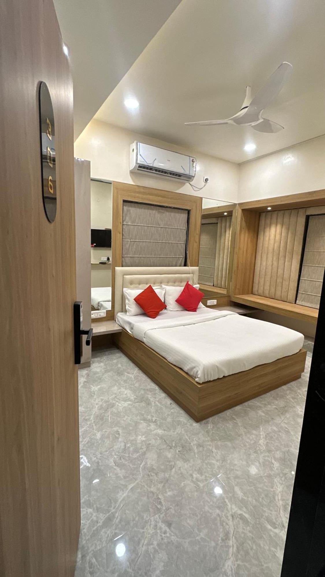 Hotel Soho House By Jayshrea Chandrapur Exteriér fotografie